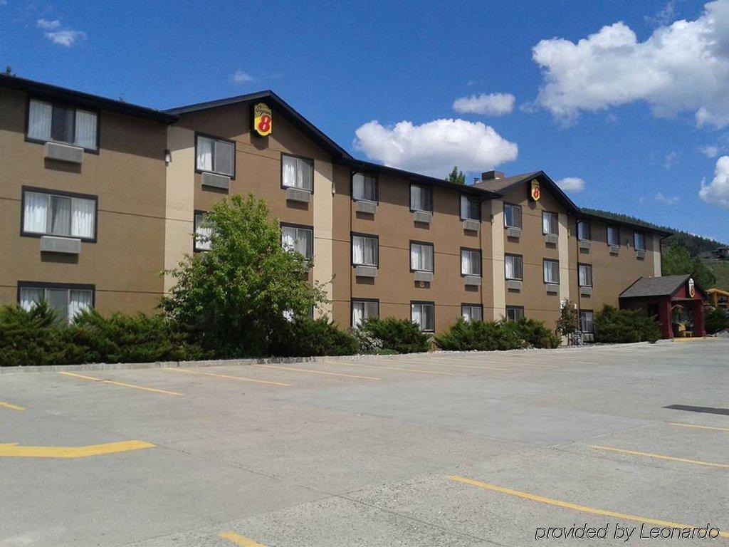 Super 8 By Wyndham Williams Lake Bc Exterior foto