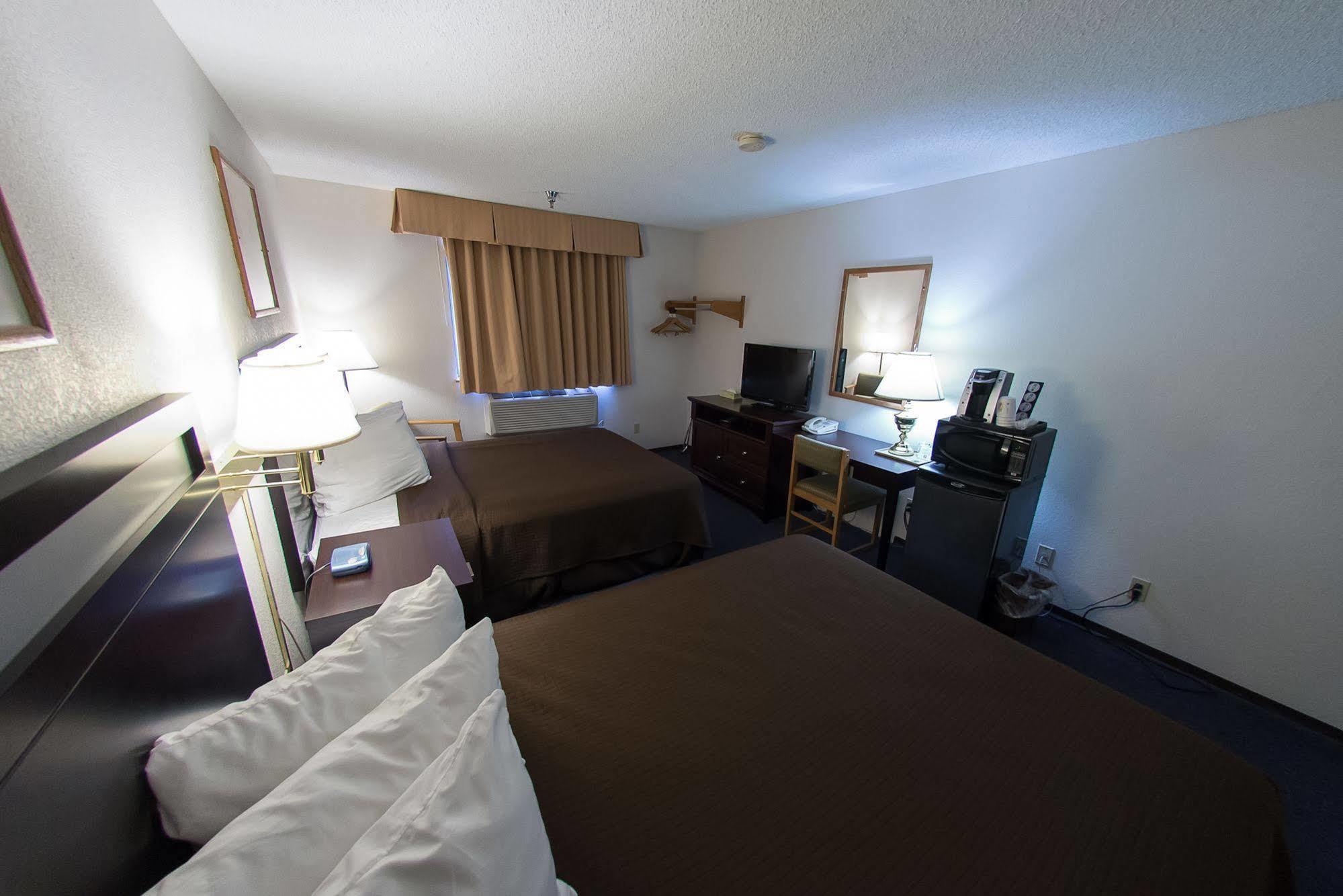 Super 8 By Wyndham Williams Lake Bc Exterior foto